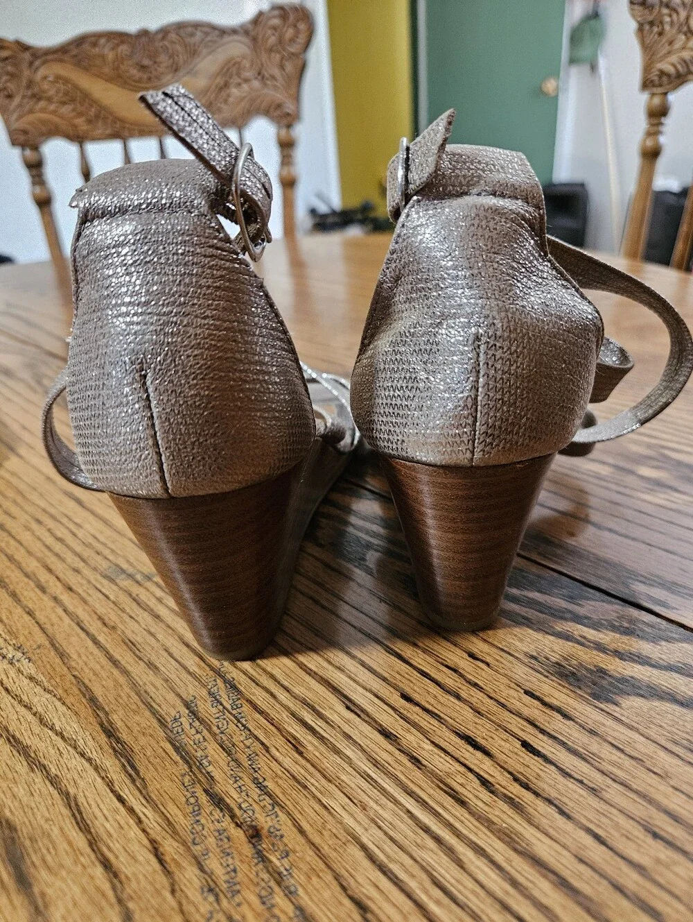 Sofft Metallic Silver Strappy Wedge Sandals Comfort Heel 9.5M